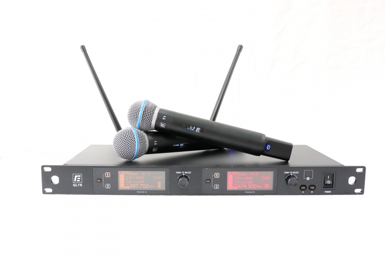 RFIntell QL7R/T1-B 720,500-754,000 МГц 2-канальная радиосистема с 2-мя ручными микрофонами в Туапсе
